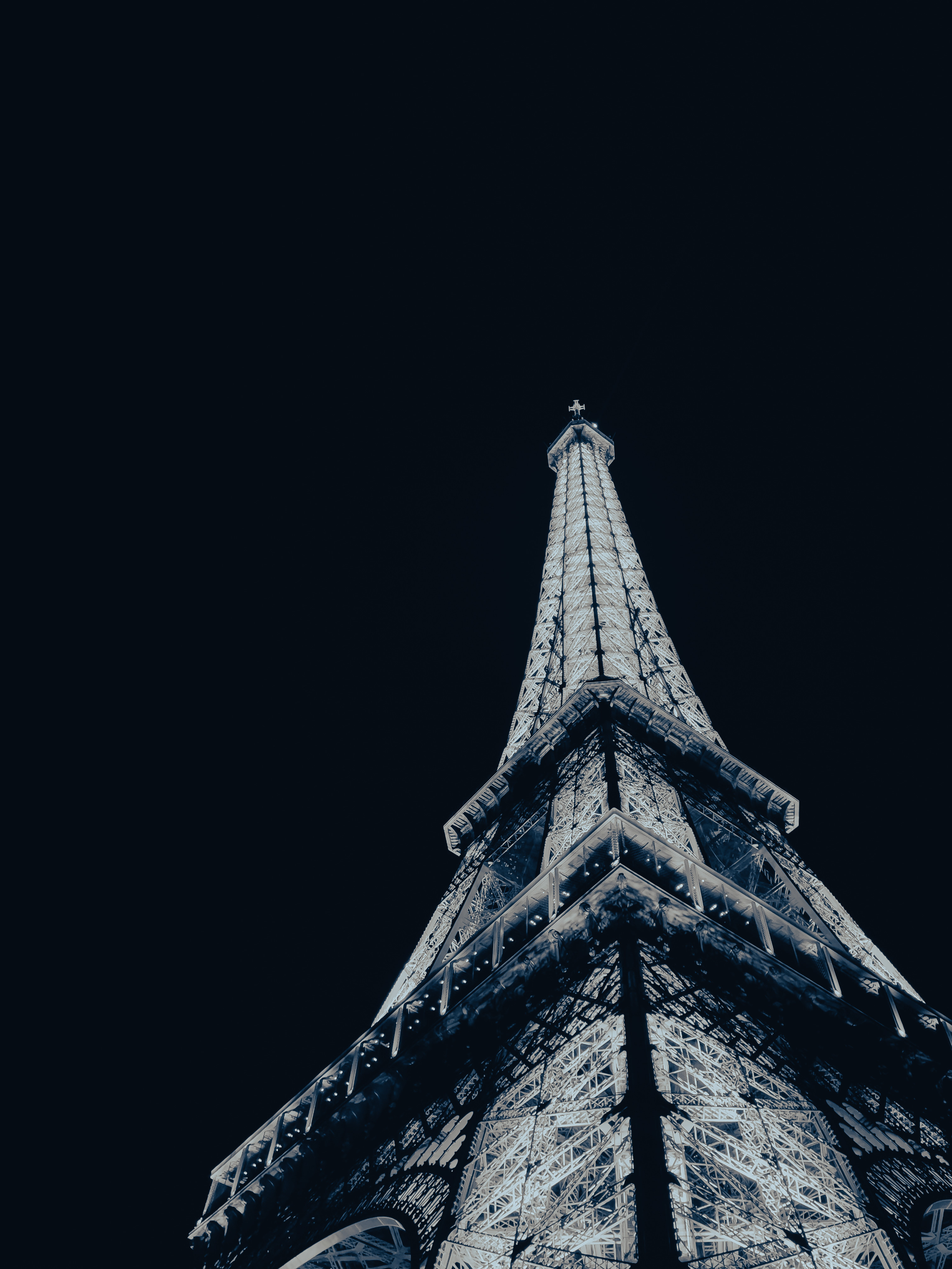 the eiffel tower is shown in black and white